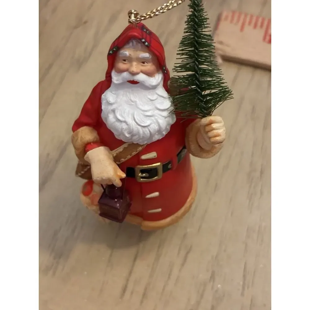Hallmark no box